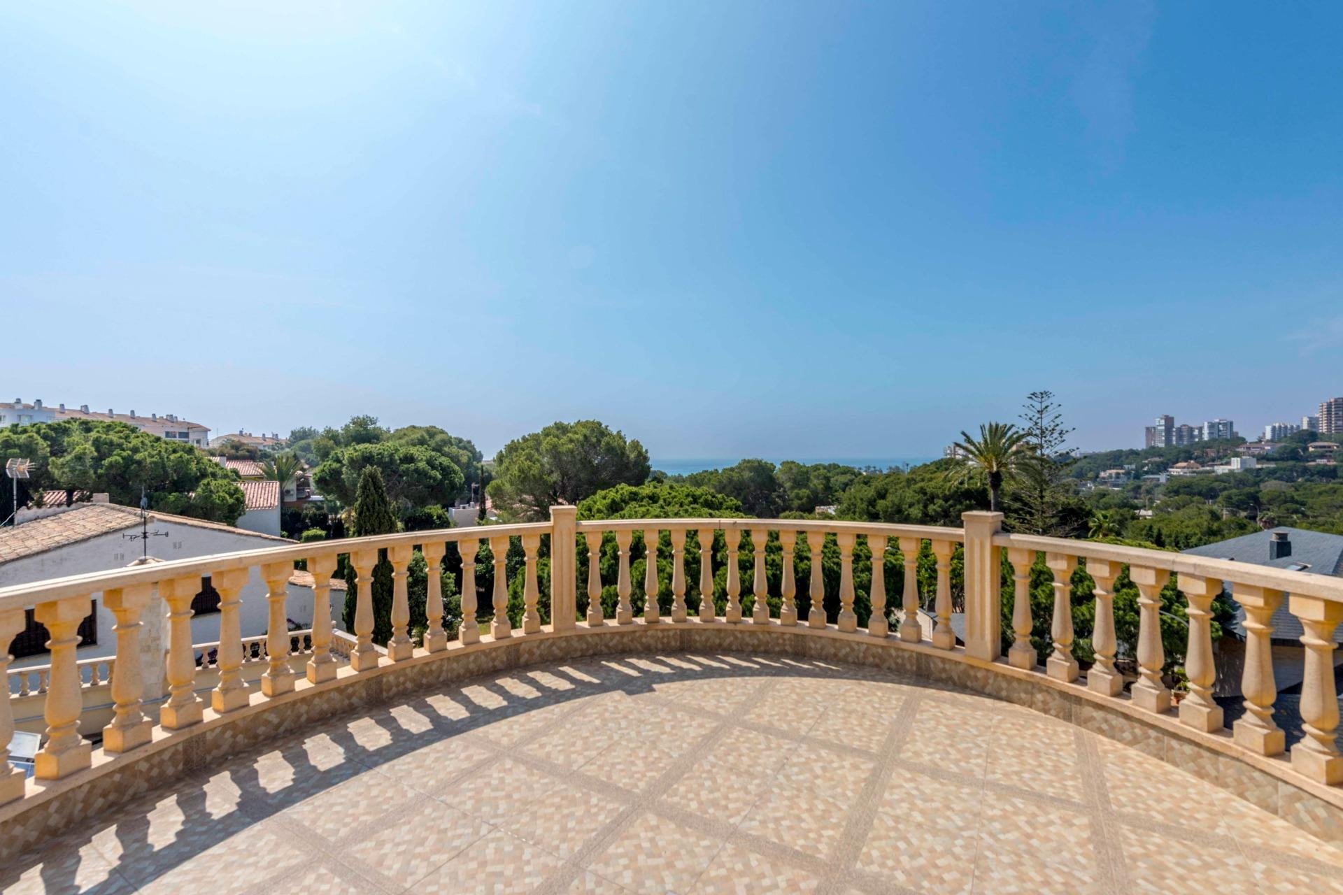 Herverkoop - Villa -
Orihuela Costa - Costa Blanca