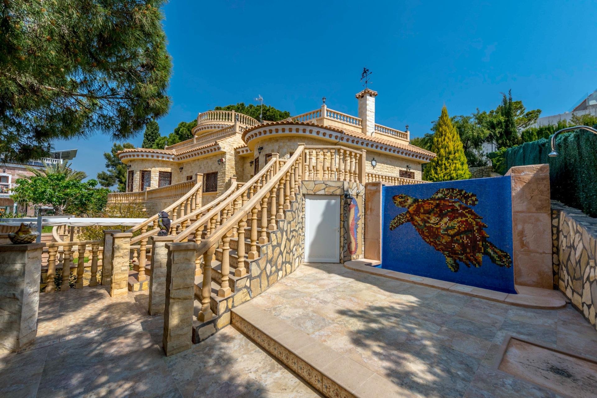 Herverkoop - Villa -
Orihuela Costa - Costa Blanca
