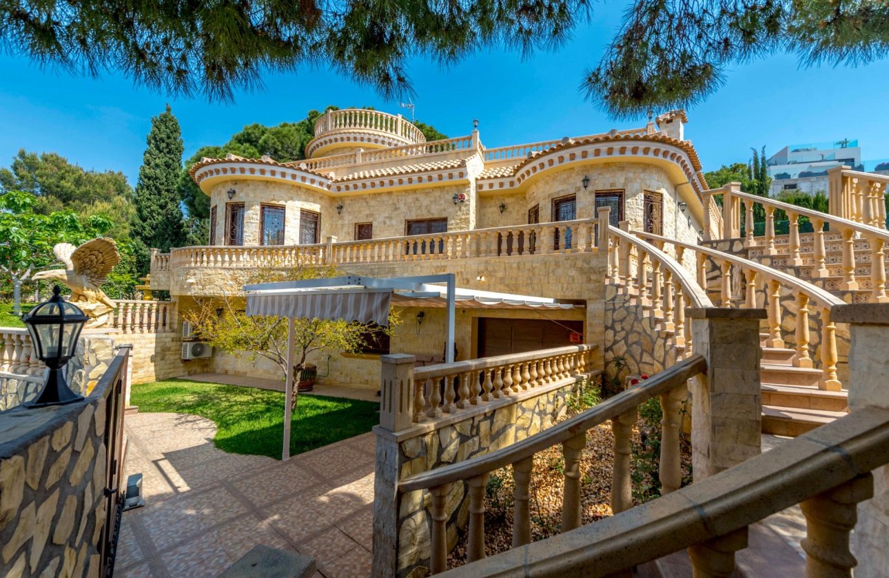 Herverkoop - Villa -
Orihuela Costa - Costa Blanca