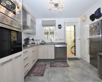 Herverkoop - Villa -
Orihuela Costa - Costa Blanca