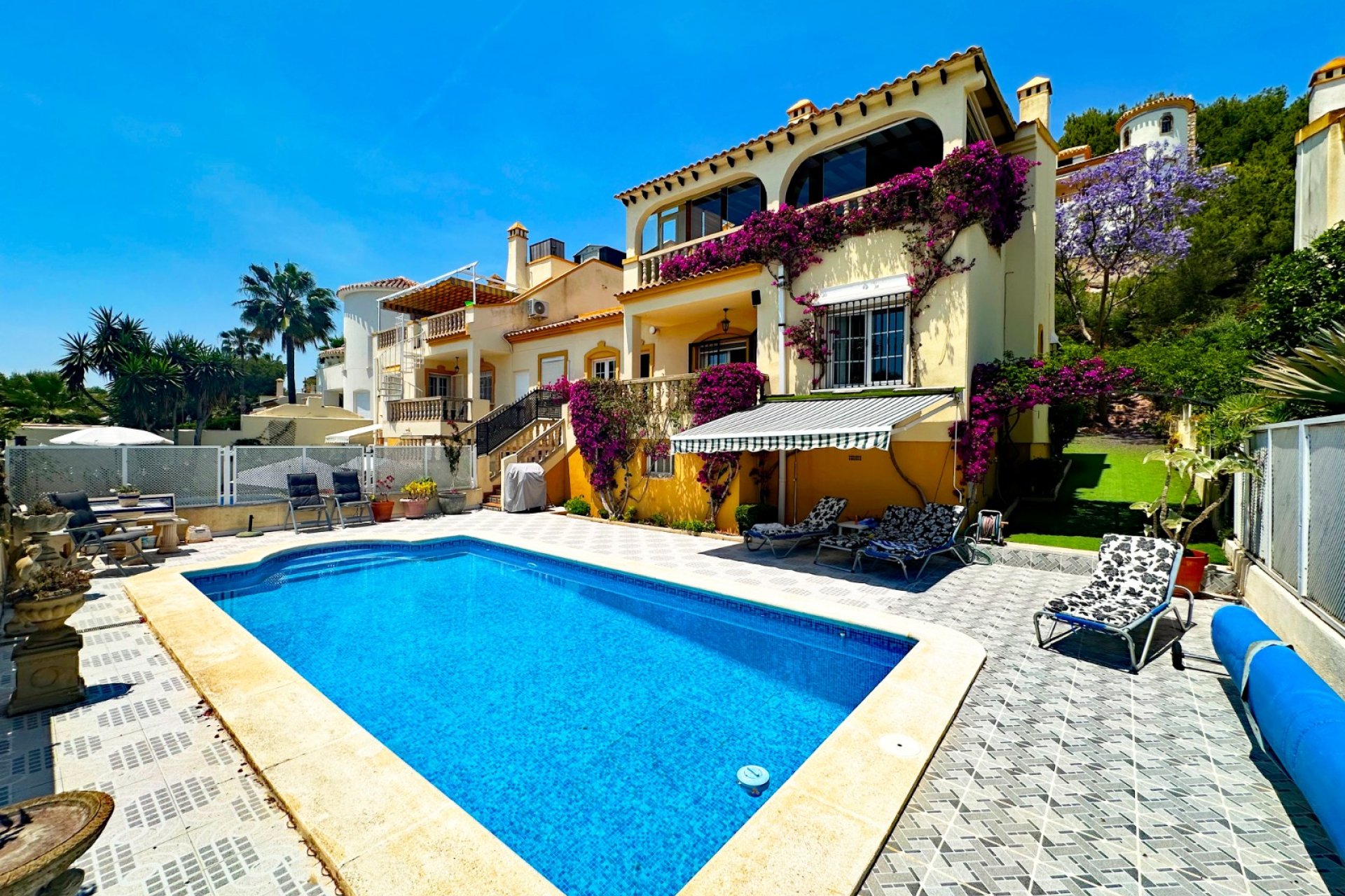 Herverkoop - Villa -
Orihuela Costa - Costa Blanca