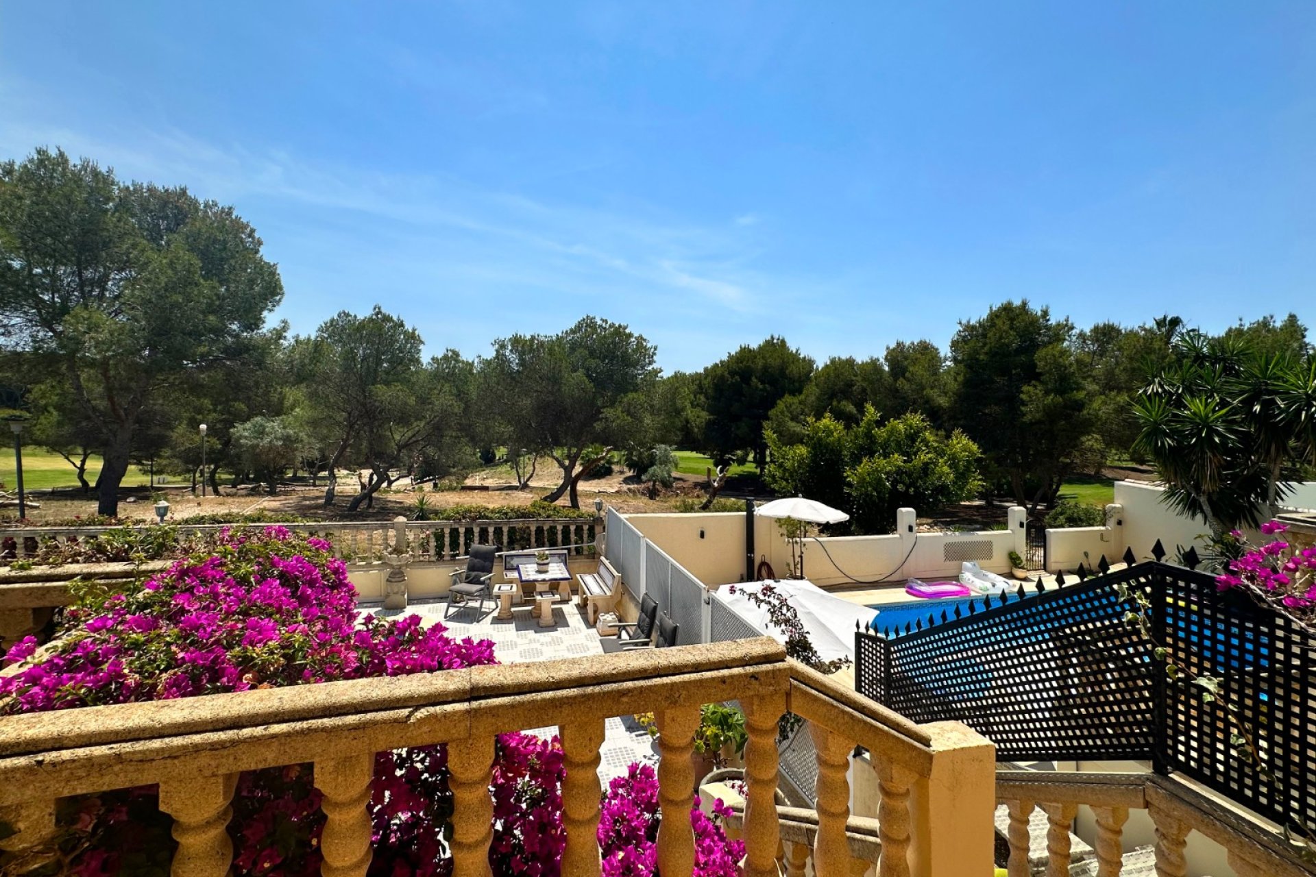 Herverkoop - Villa -
Orihuela Costa - Costa Blanca
