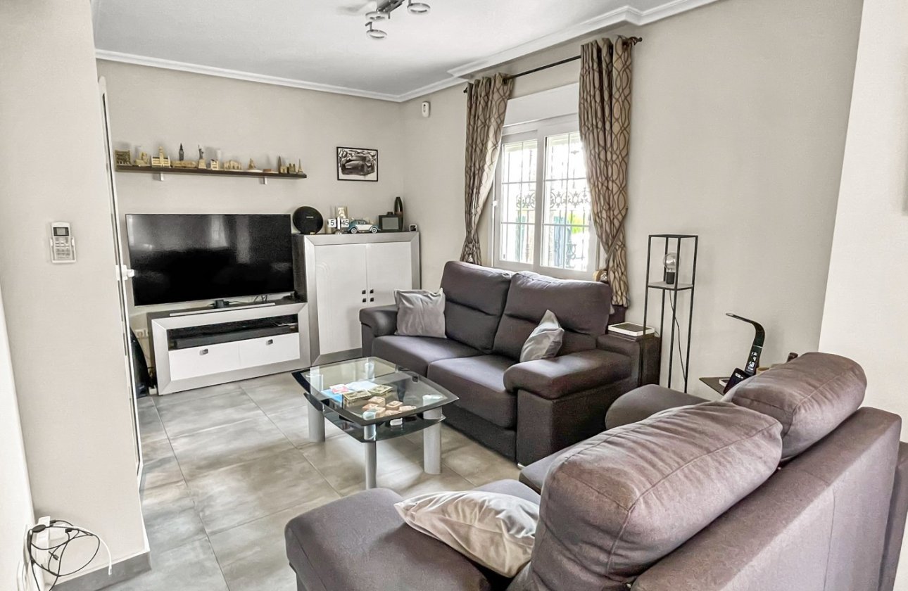 Herverkoop - Villa -
Orihuela Costa - Costa Blanca