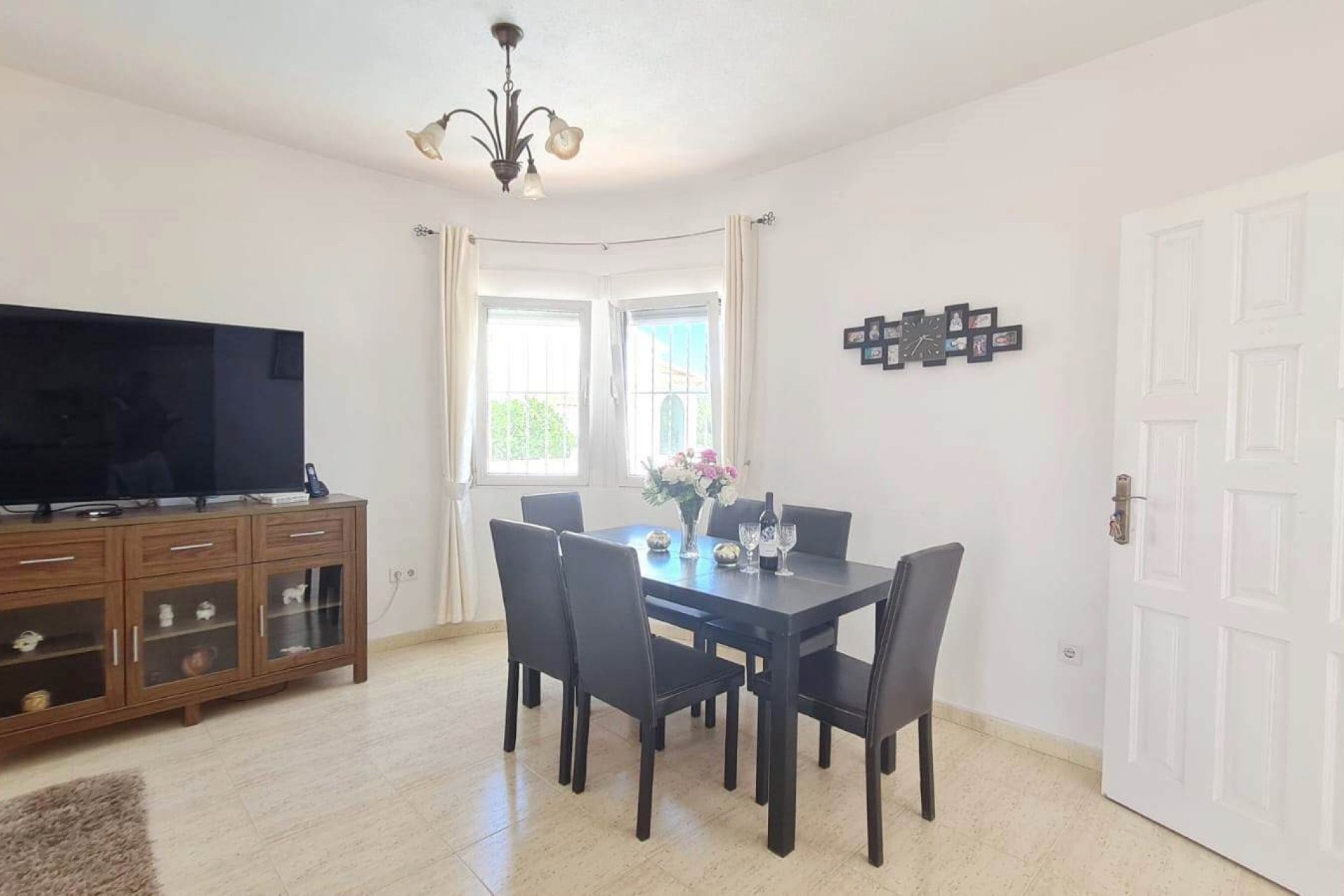 Herverkoop - Villa -
Orihuela Costa - Costa Blanca