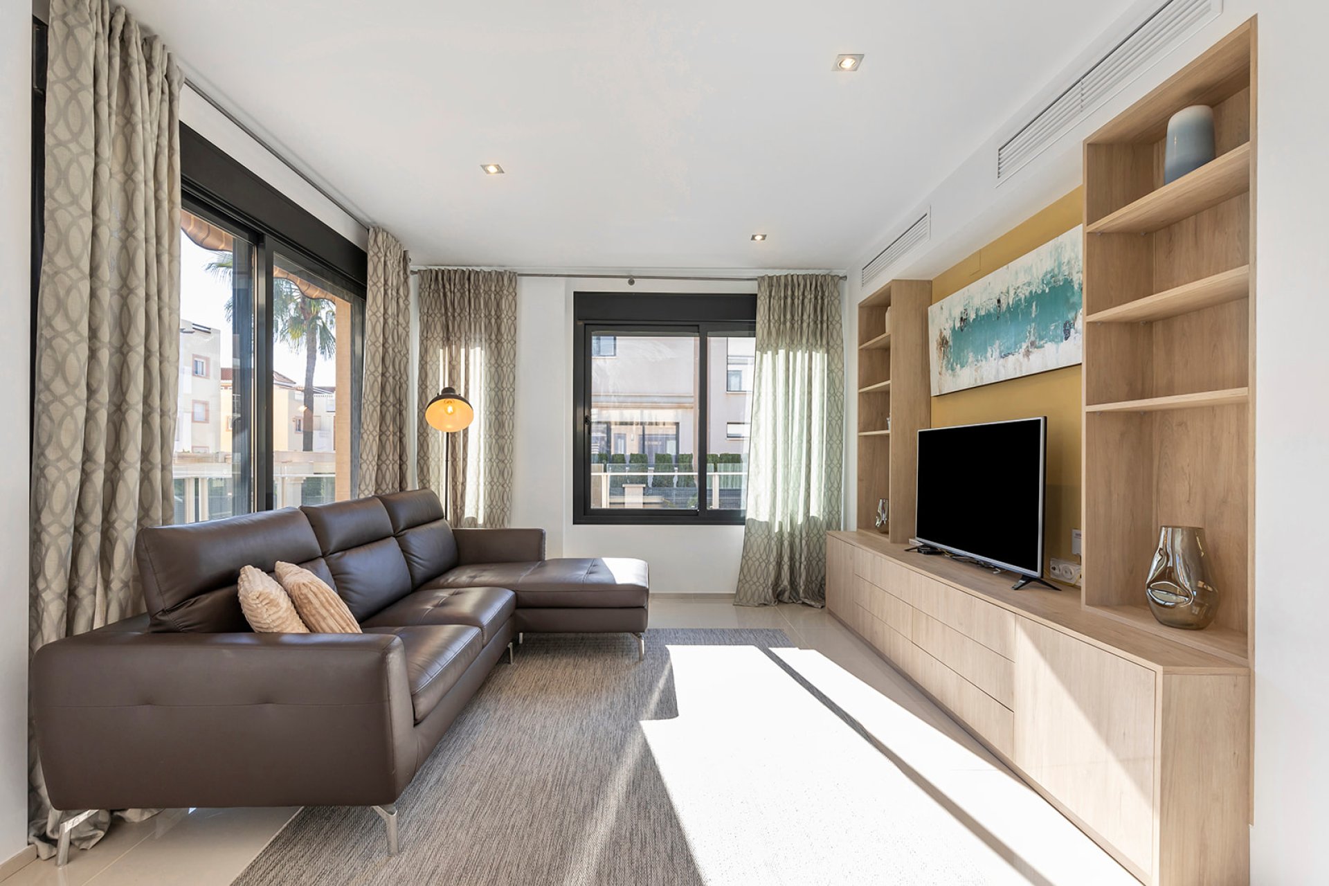 Herverkoop - Villa -
Orihuela Costa - Costa Blanca