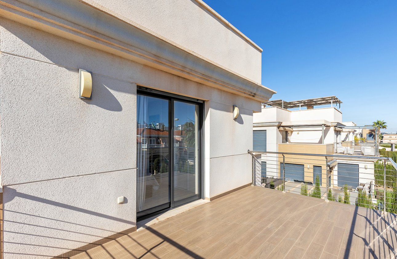 Herverkoop - Villa -
Orihuela Costa - Costa Blanca