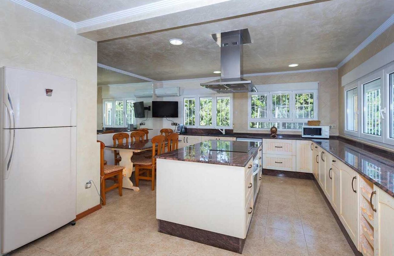 Herverkoop - Villa -
Orihuela Costa - Costa Blanca