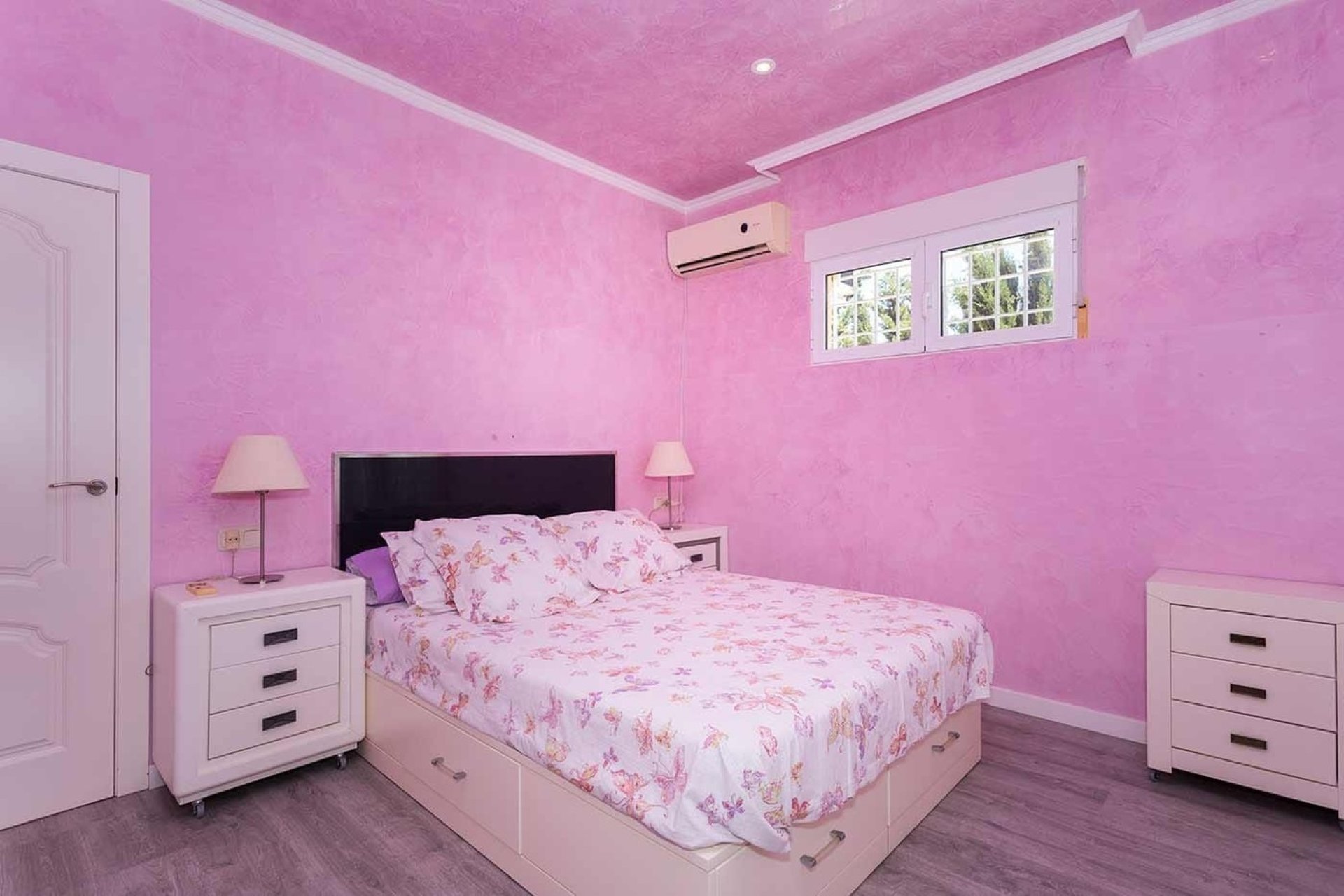 Herverkoop - Villa -
Orihuela Costa - Costa Blanca