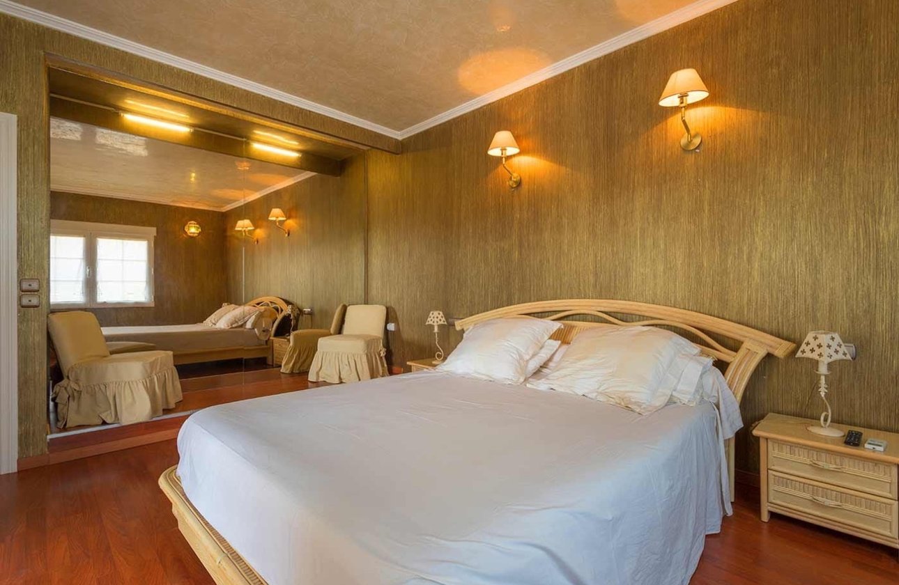 Herverkoop - Villa -
Orihuela Costa - Costa Blanca