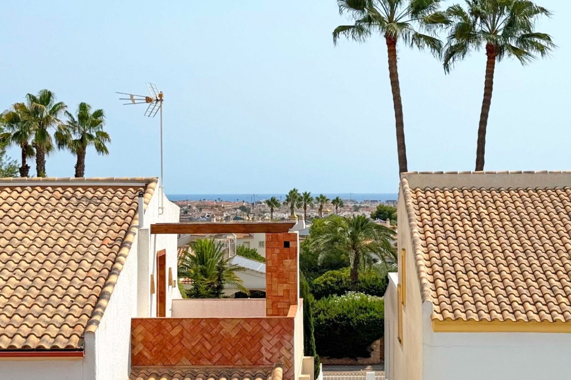 Herverkoop - Villa -
Orihuela Costa - Costa Blanca