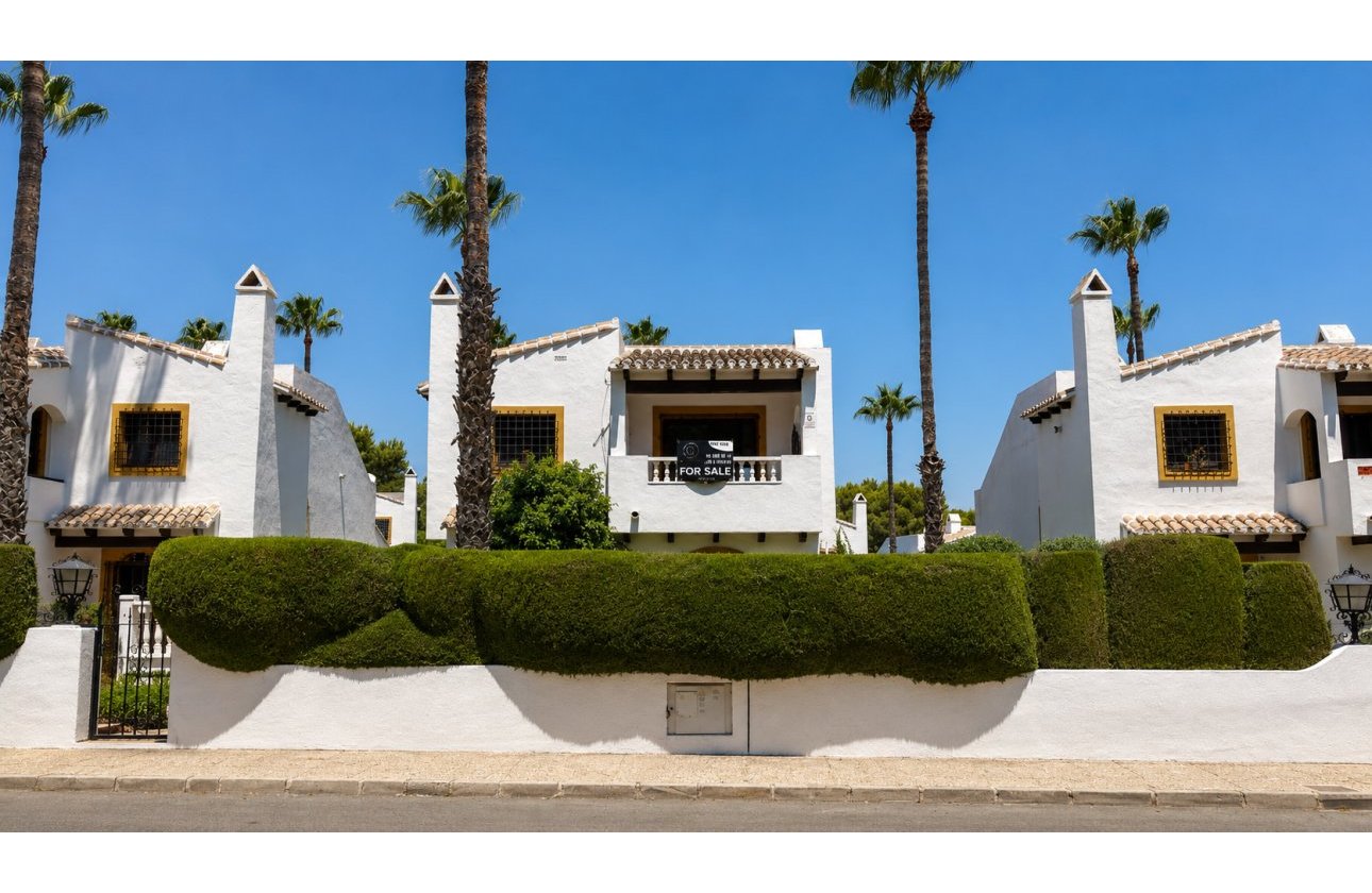 Herverkoop - Villa -
Orihuela Costa - Costa Blanca