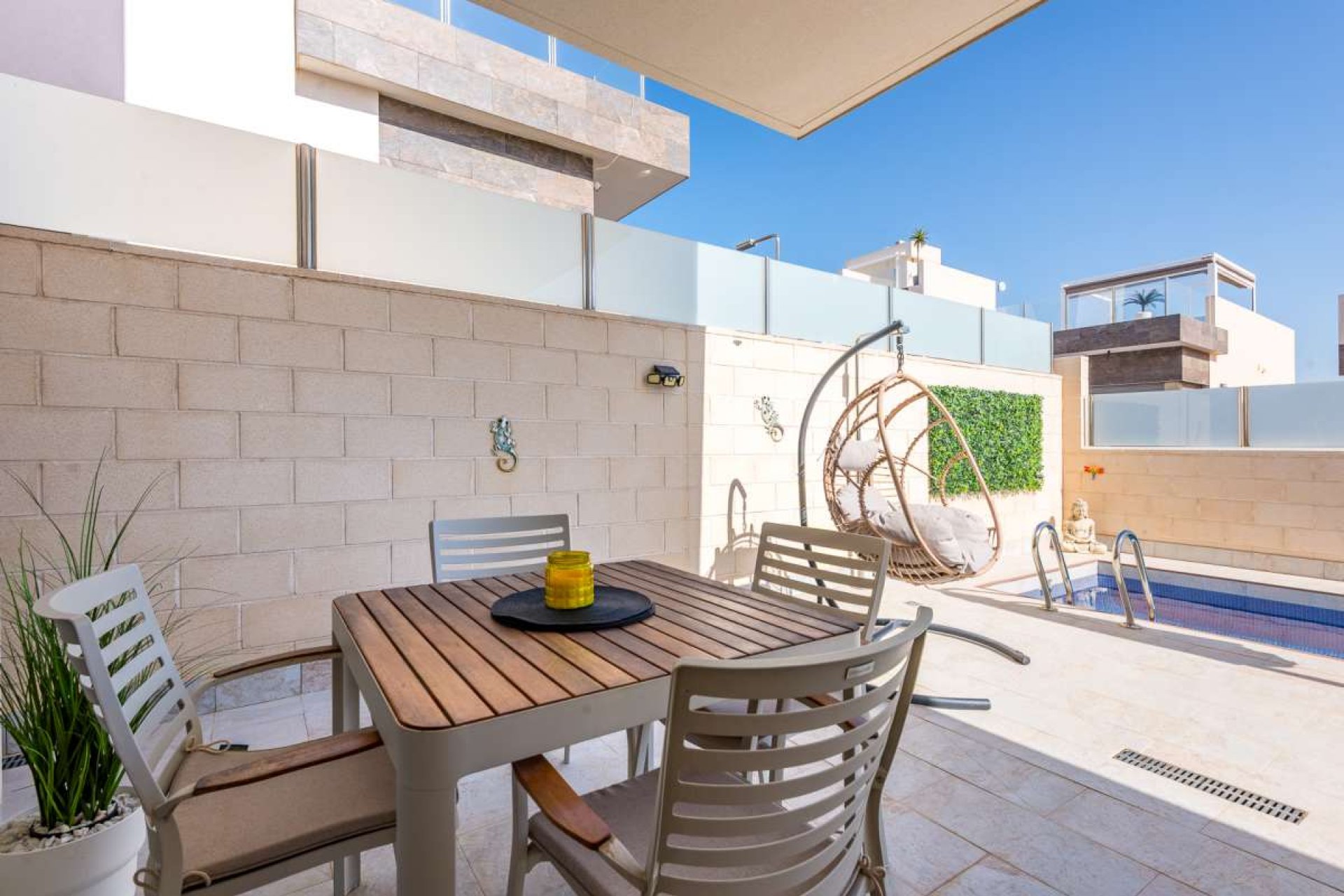 Herverkoop - Villa -
Orihuela Costa - Costa Blanca