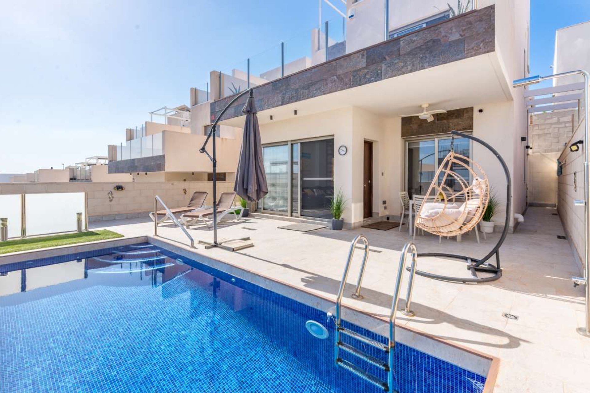 Herverkoop - Villa -
Orihuela Costa - Costa Blanca