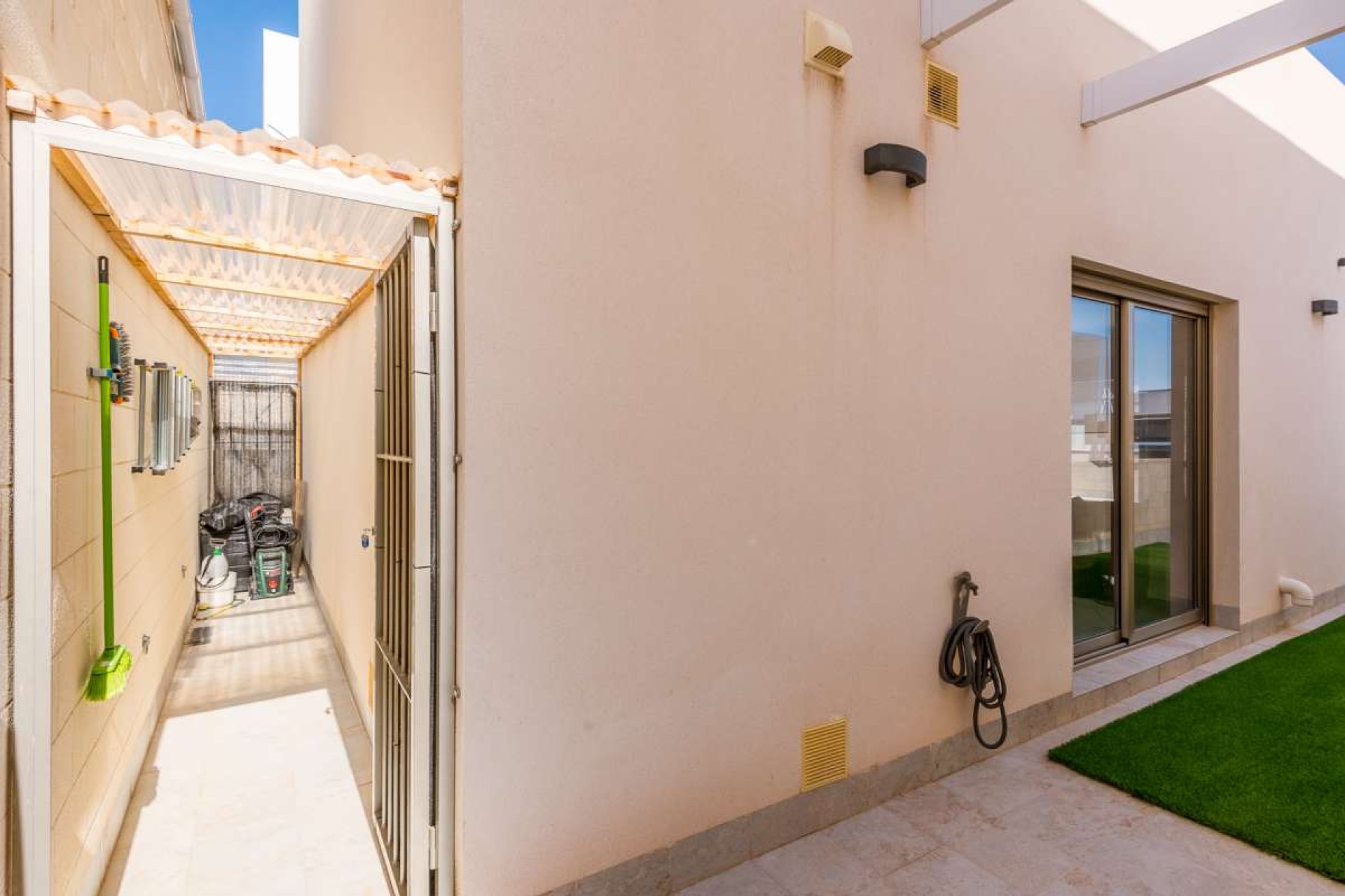 Herverkoop - Villa -
Orihuela Costa - Costa Blanca