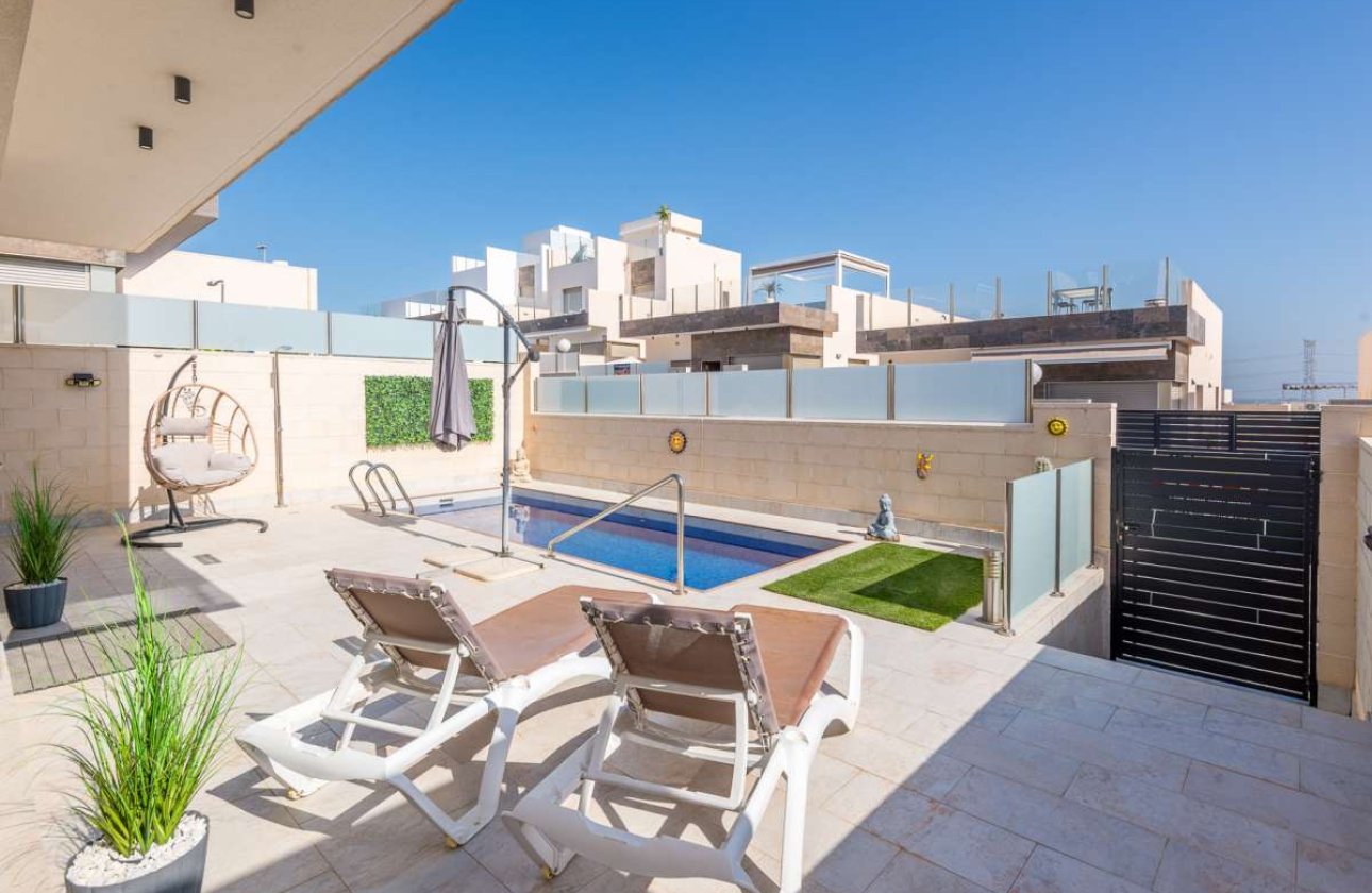 Herverkoop - Villa -
Orihuela Costa - Costa Blanca