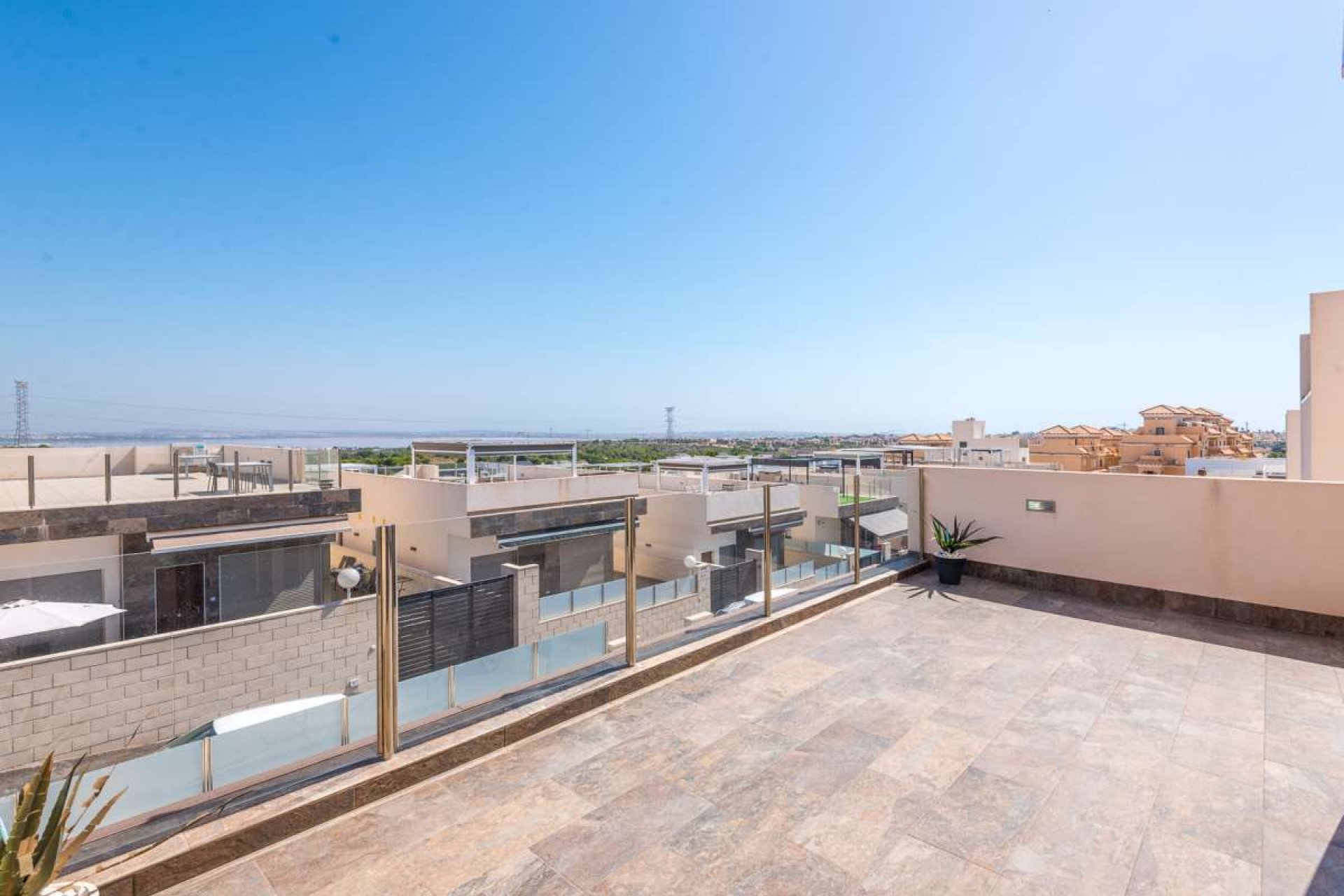 Herverkoop - Villa -
Orihuela Costa - Costa Blanca