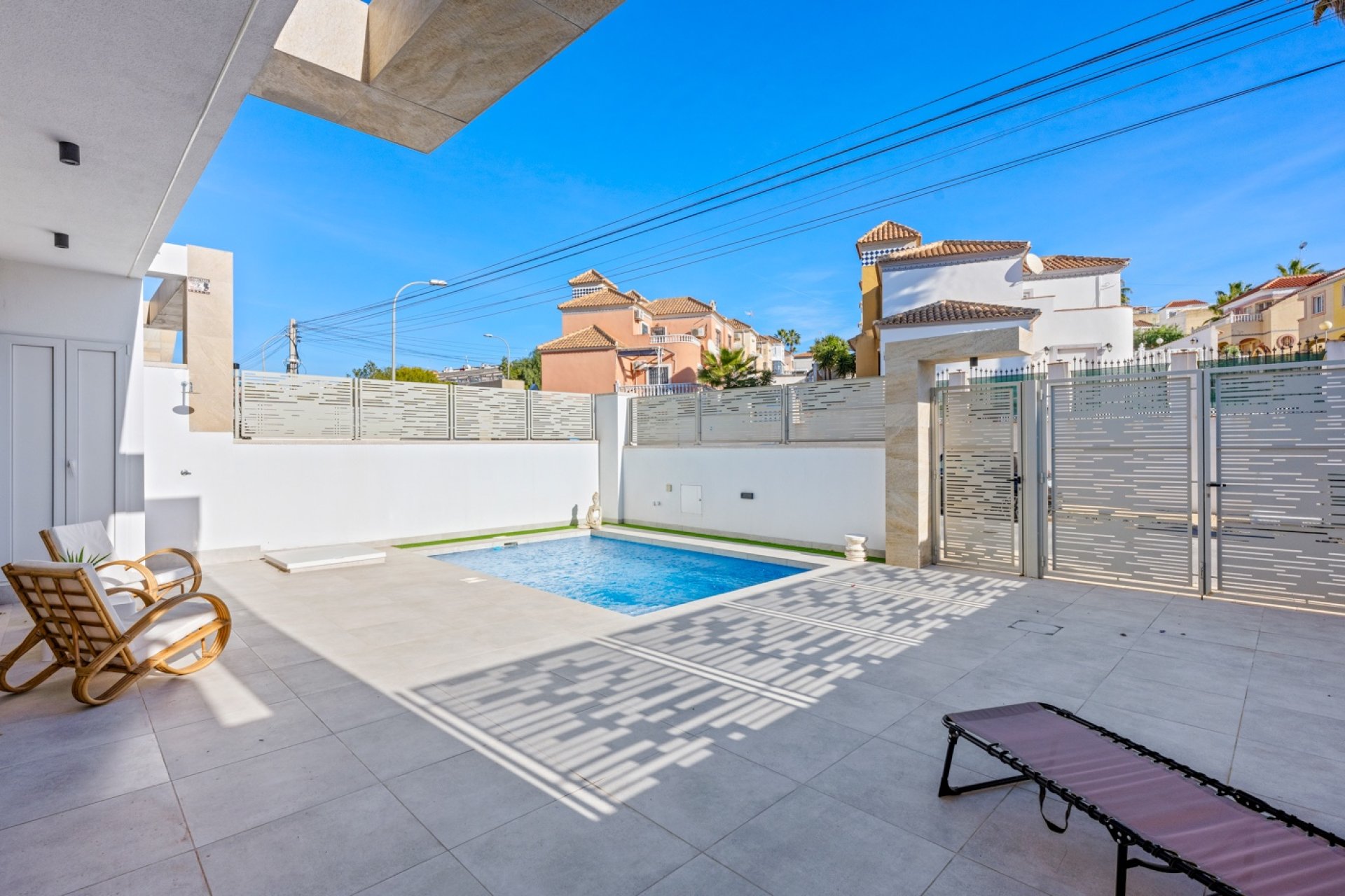 Herverkoop - Villa -
Orihuela Costa - Costa Blanca
