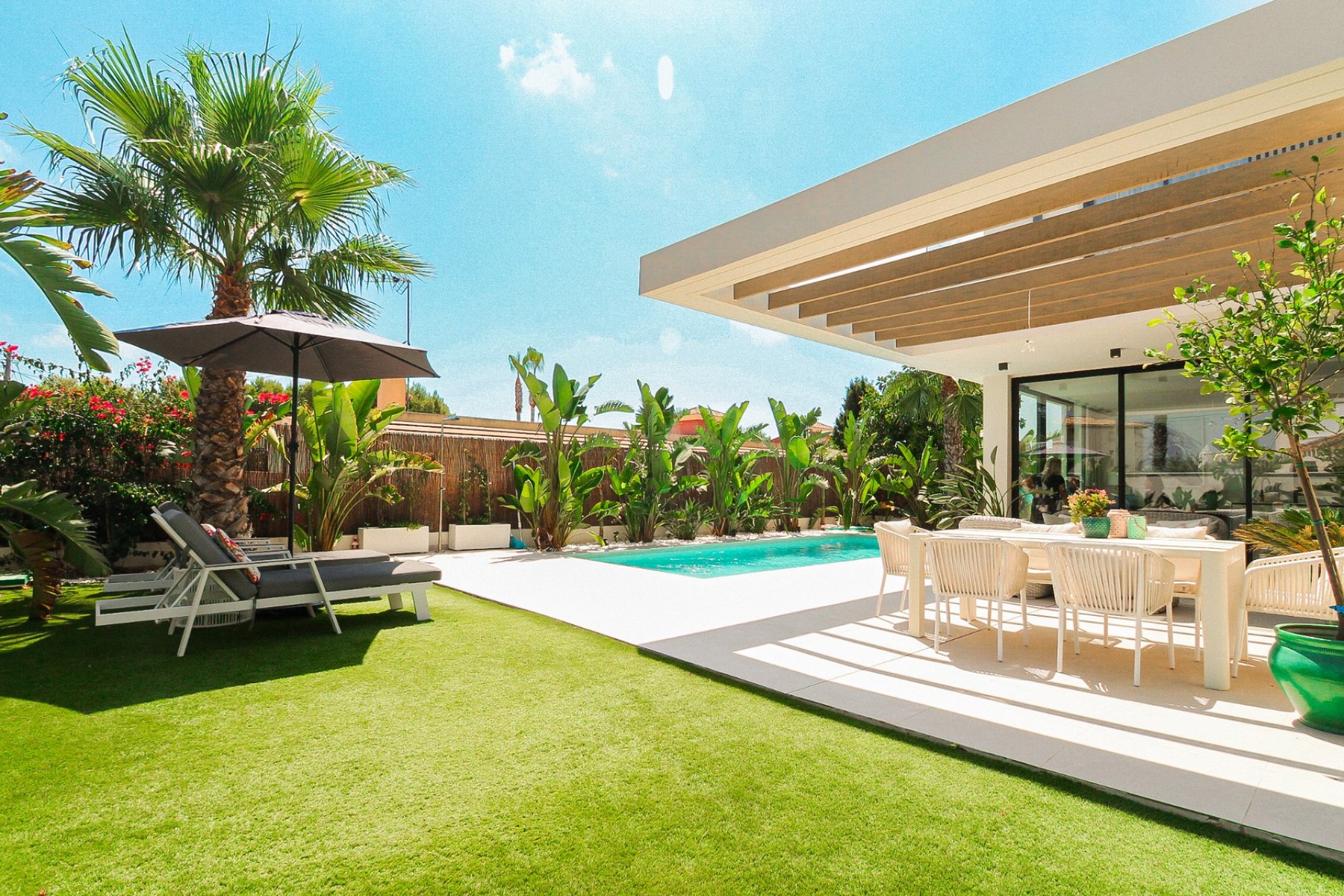 Herverkoop - Villa -
Orihuela Costa - Costa Blanca