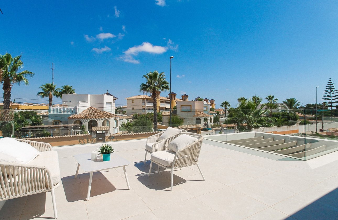 Herverkoop - Villa -
Orihuela Costa - Costa Blanca