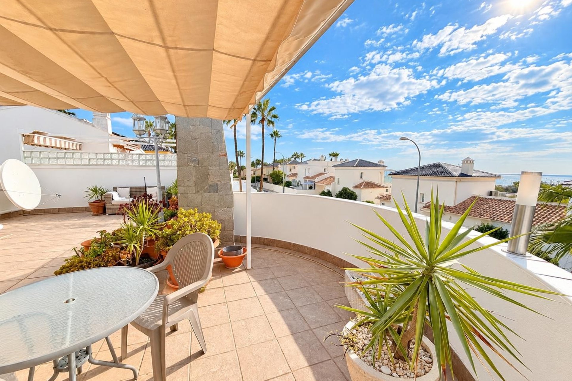 Herverkoop - Villa -
Orihuela Costa - Costa Blanca