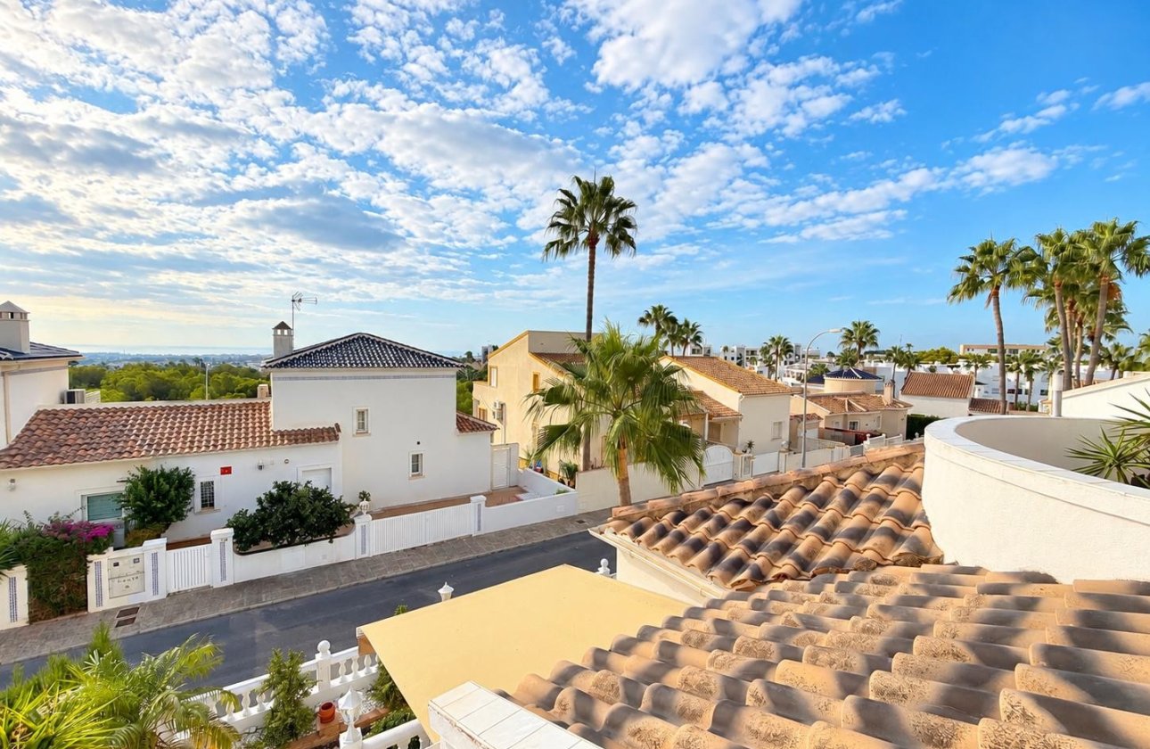 Herverkoop - Villa -
Orihuela Costa - Costa Blanca