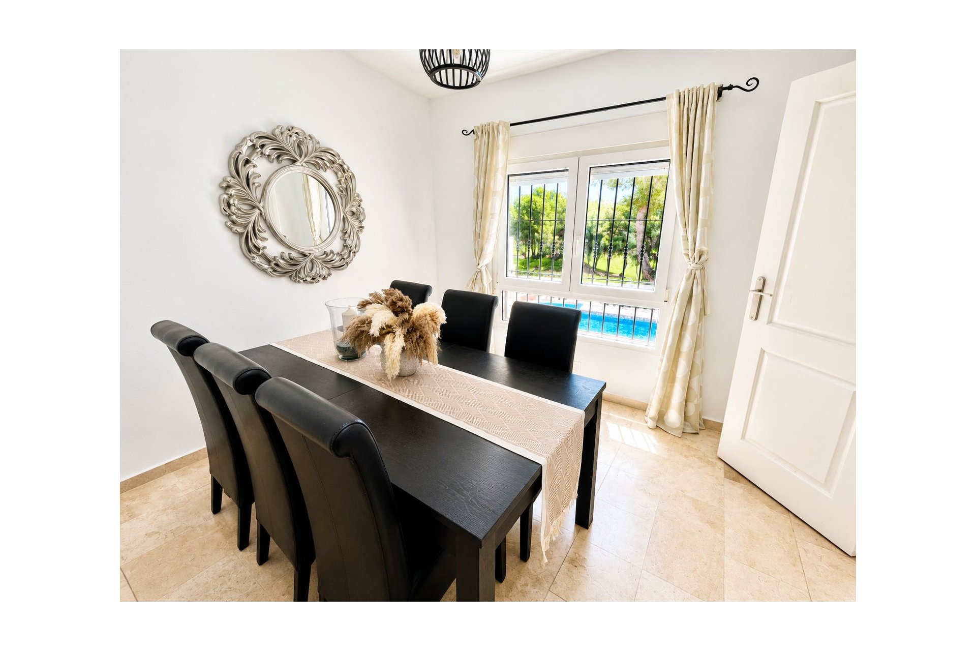 Herverkoop - Villa -
Orihuela Costa - Costa Blanca