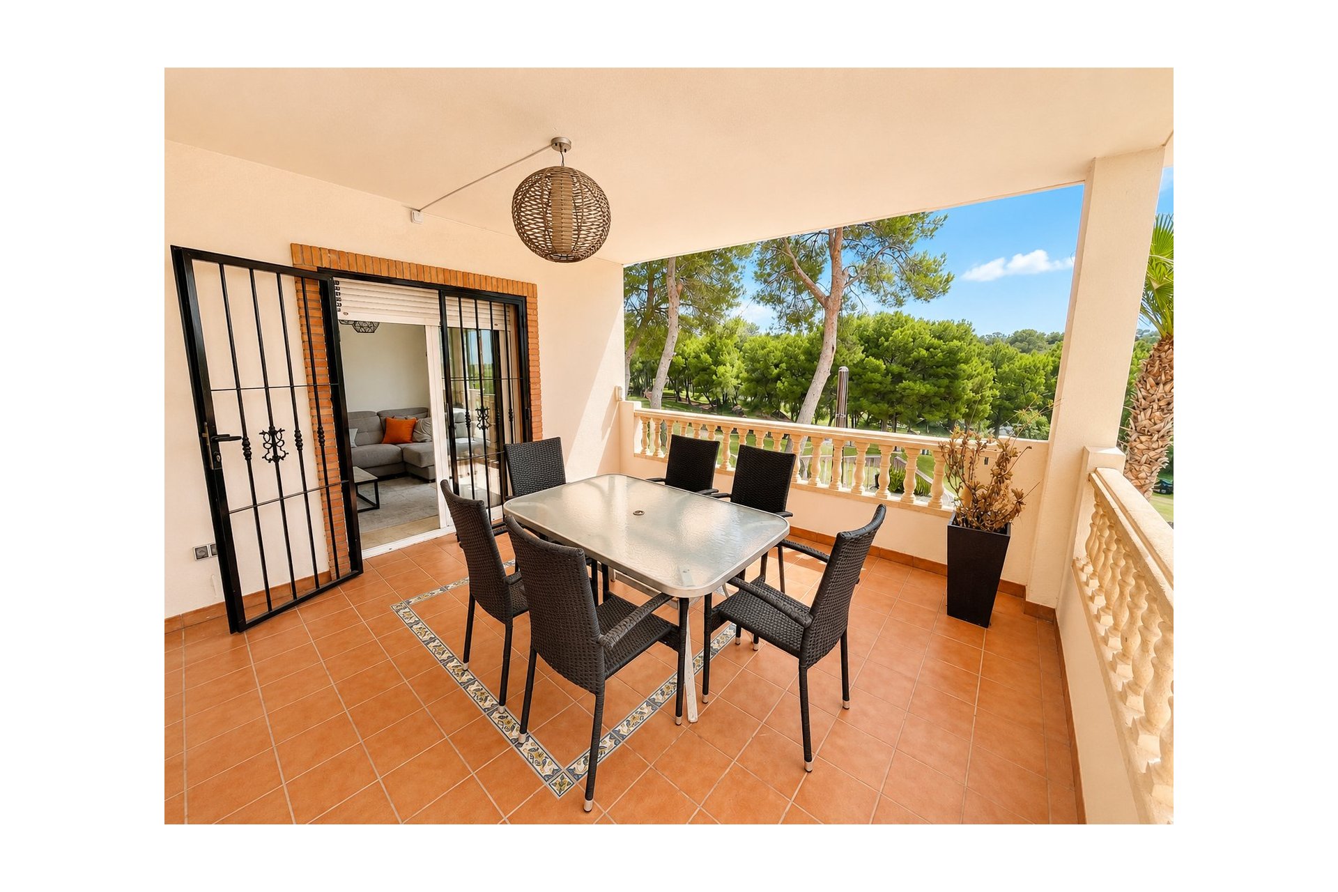 Herverkoop - Villa -
Orihuela Costa - Costa Blanca