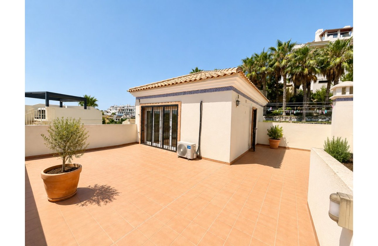 Herverkoop - Villa -
Orihuela Costa - Costa Blanca