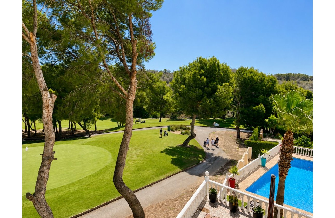 Herverkoop - Villa -
Orihuela Costa - Costa Blanca