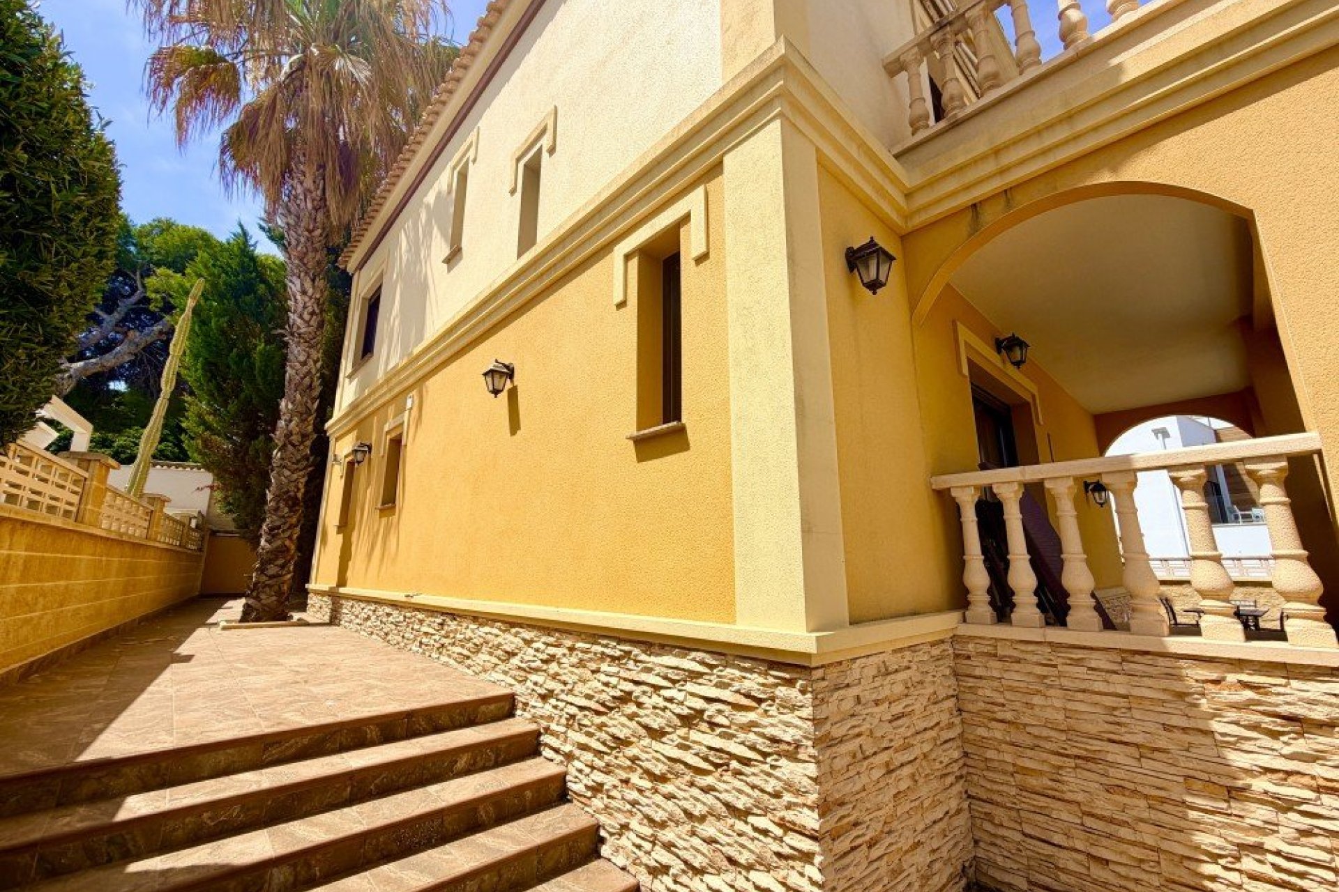 Herverkoop - Villa -
Orihuela Costa - Costa Blanca