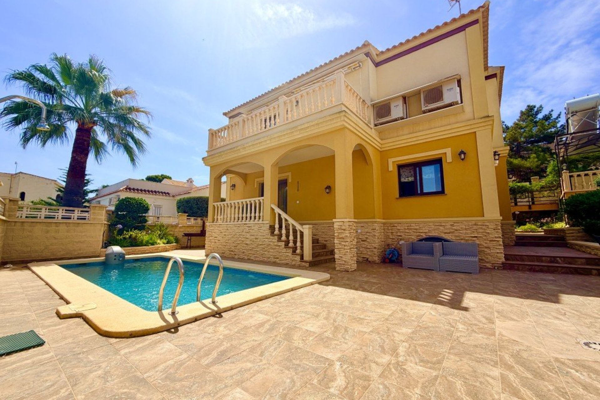 Herverkoop - Villa -
Orihuela Costa - Costa Blanca