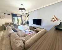 Herverkoop - Villa -
Orihuela Costa - Costa Blanca