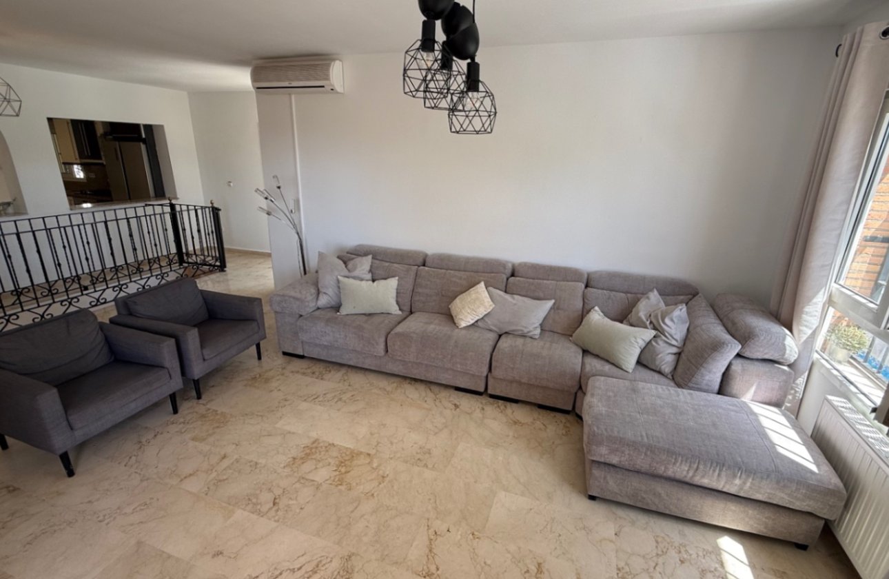 Herverkoop - Villa -
Orihuela Costa - Costa Blanca