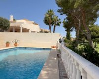 Herverkoop - Villa -
Orihuela Costa - Costa Blanca