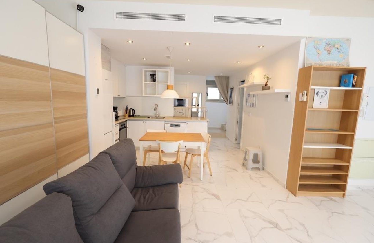 Herverkoop - Villa -
Orihuela Costa - Costa Blanca