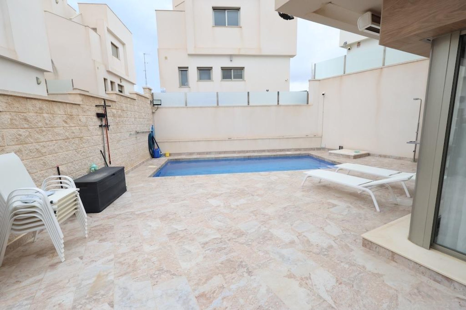 Herverkoop - Villa -
Orihuela Costa - Costa Blanca