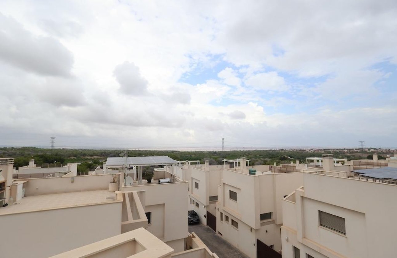 Herverkoop - Villa -
Orihuela Costa - Costa Blanca