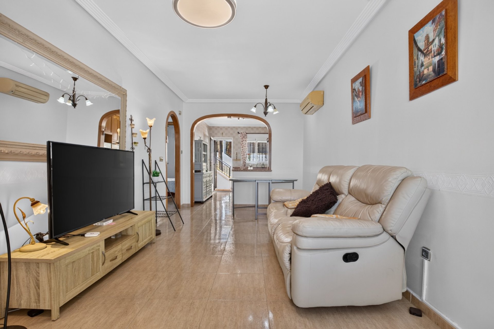 Herverkoop - Villa -
Orihuela Costa - Costa Blanca