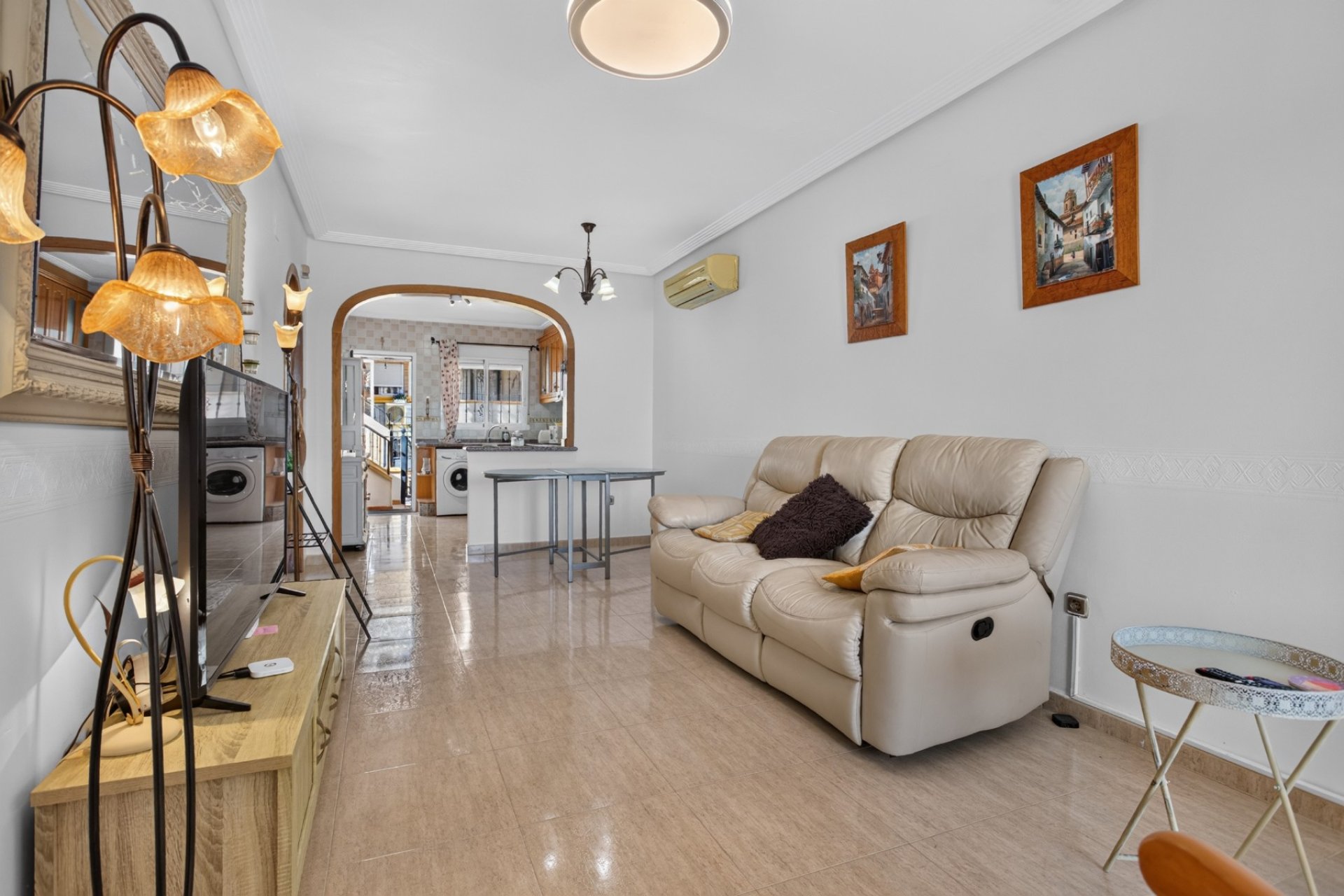 Herverkoop - Villa -
Orihuela Costa - Costa Blanca
