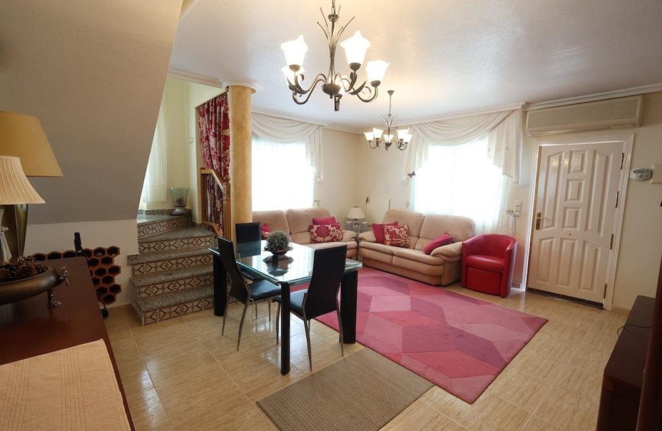 Herverkoop - Villa -
Orihuela Costa - Costa Blanca