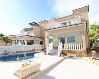Herverkoop - Villa -
Orihuela Costa - Costa Blanca