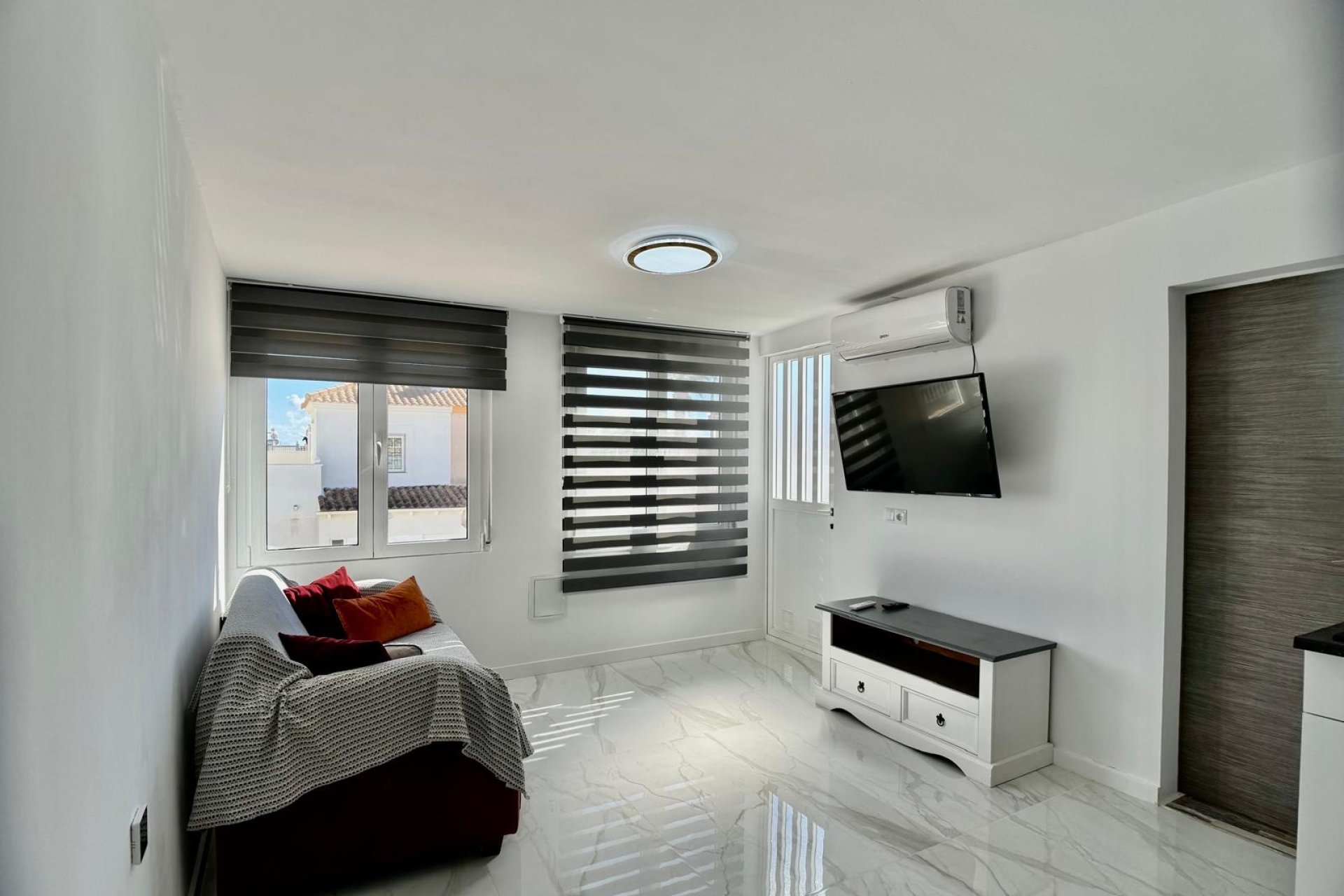 Herverkoop - Villa -
Orihuela Costa - Costa Blanca