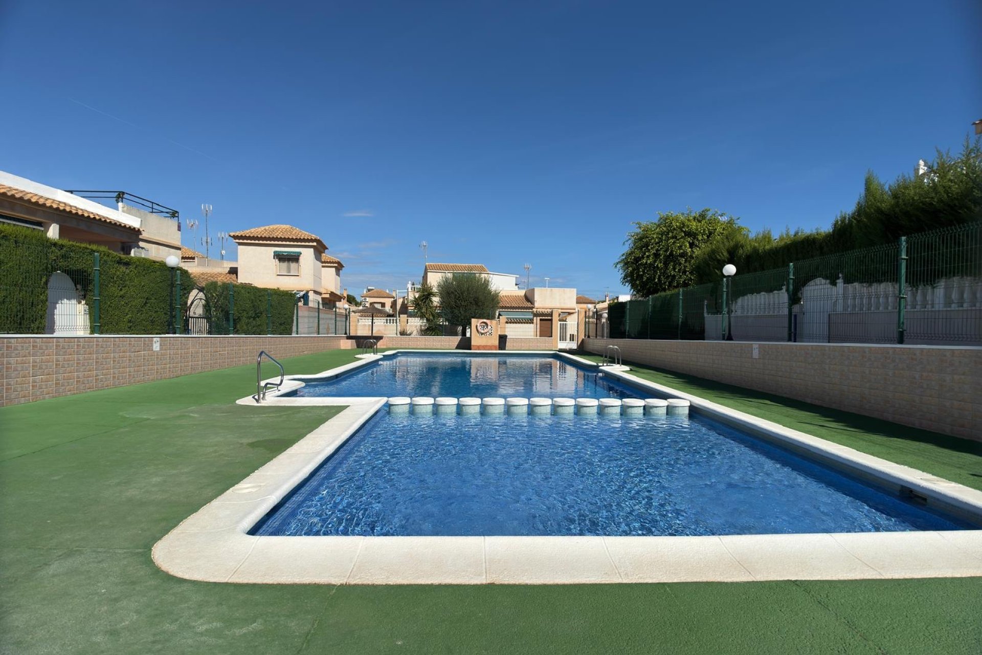 Herverkoop - Villa -
Orihuela Costa - Costa Blanca
