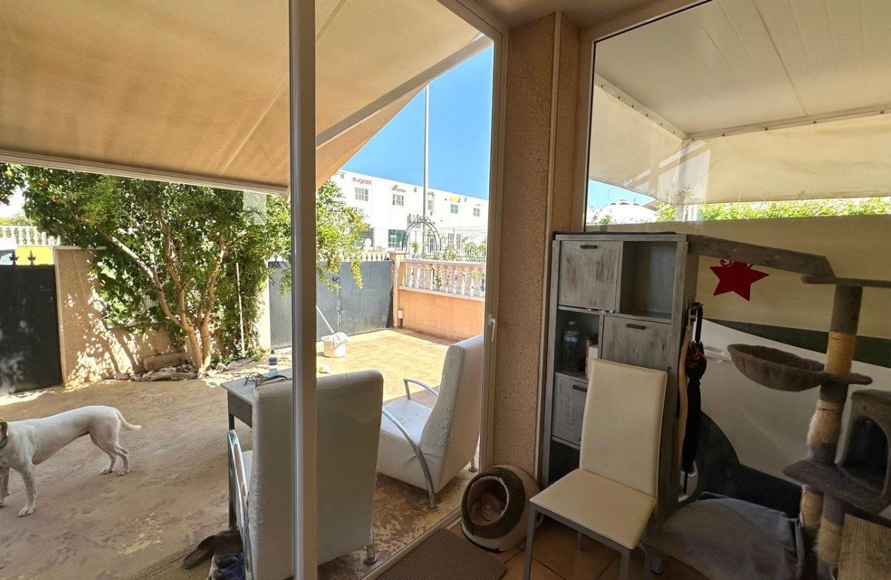 Herverkoop - Villa -
Orihuela Costa - La Regia