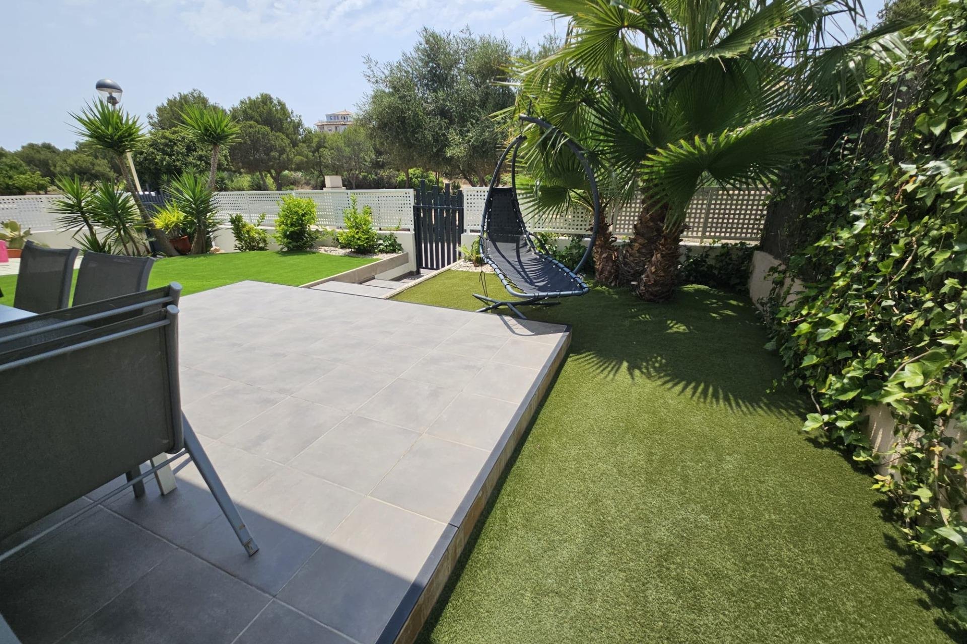 Herverkoop - Villa -
Orihuela Costa - La Regia