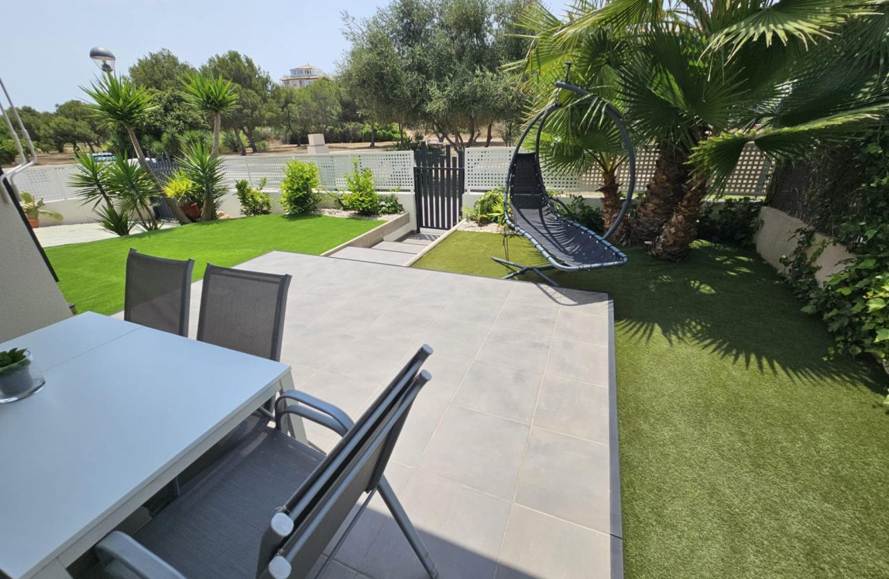 Herverkoop - Villa -
Orihuela Costa - La Regia