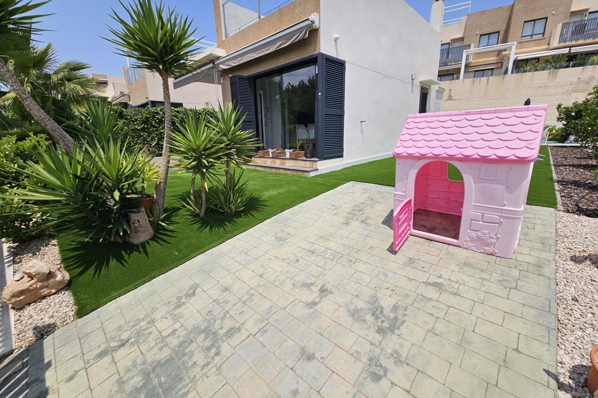 Herverkoop - Villa -
Orihuela Costa - La Regia