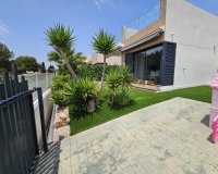 Herverkoop - Villa -
Orihuela Costa - La Regia