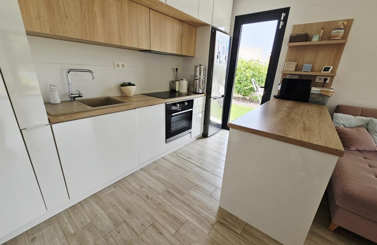 Herverkoop - Villa -
Orihuela Costa - La Regia