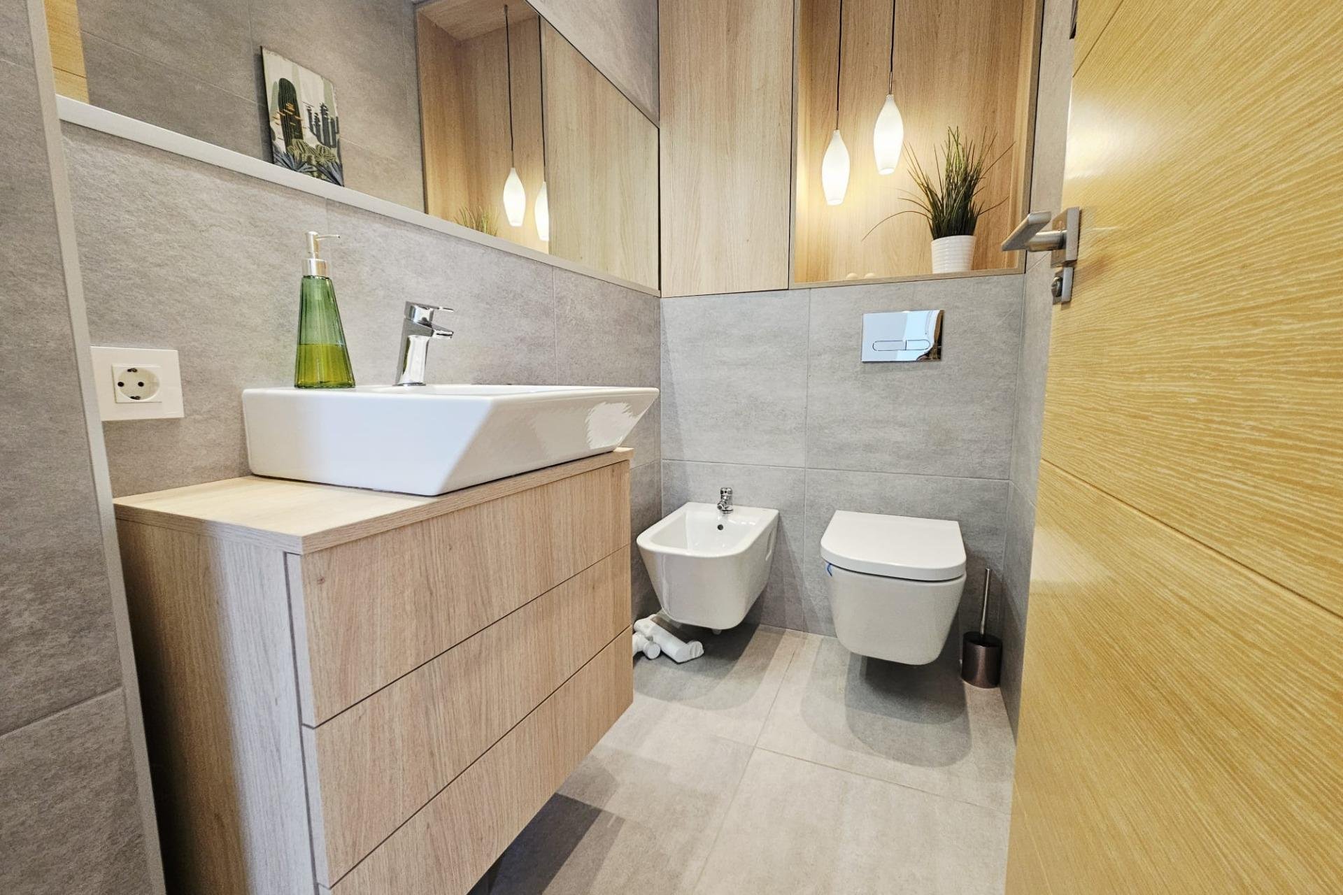 Herverkoop - Villa -
Orihuela Costa - La Regia